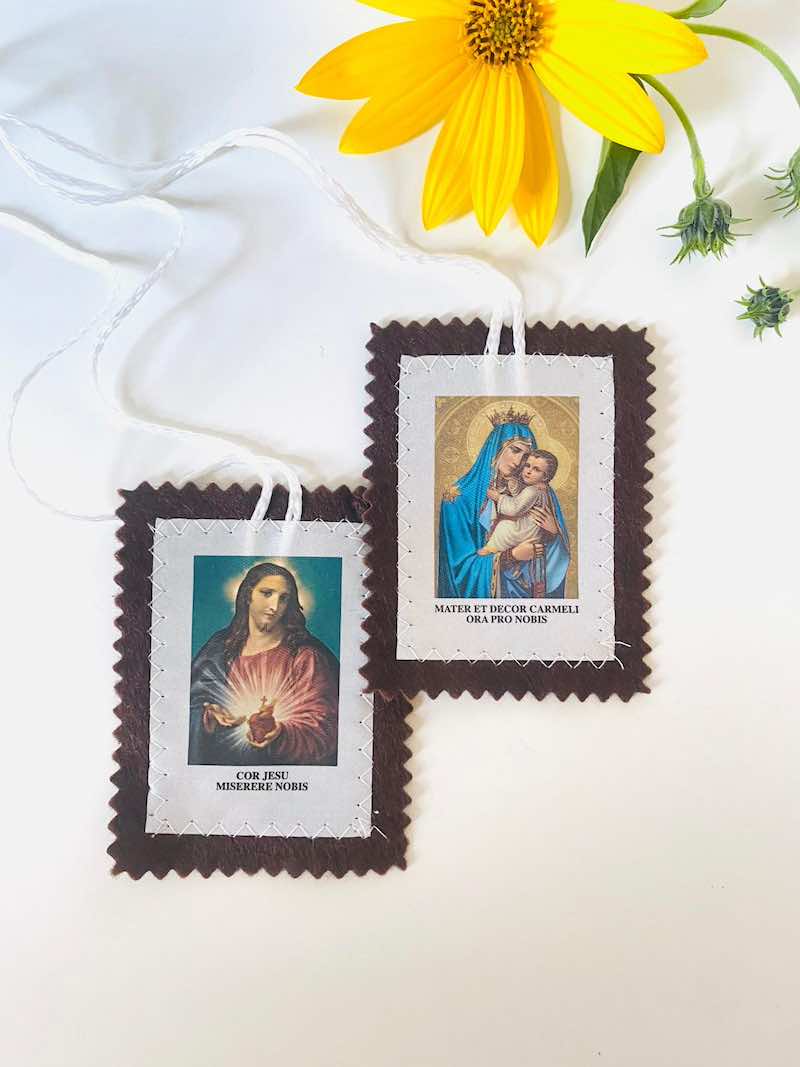 großes Stoff Skapulier Madonna Karmel / Herz Jesu 6,5 x 8,5cm – Bild 2